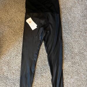 Maternity SM Black Leggings